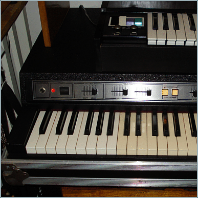 Kustom-88 Electric Piano
