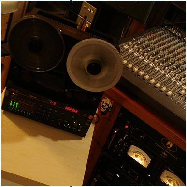 MZE-Electroarts Entertainment - : Dr. ZEE WORKSHOP  FOSTEX R8 Analog Reel-To-Reel multi-track Tape Recorder